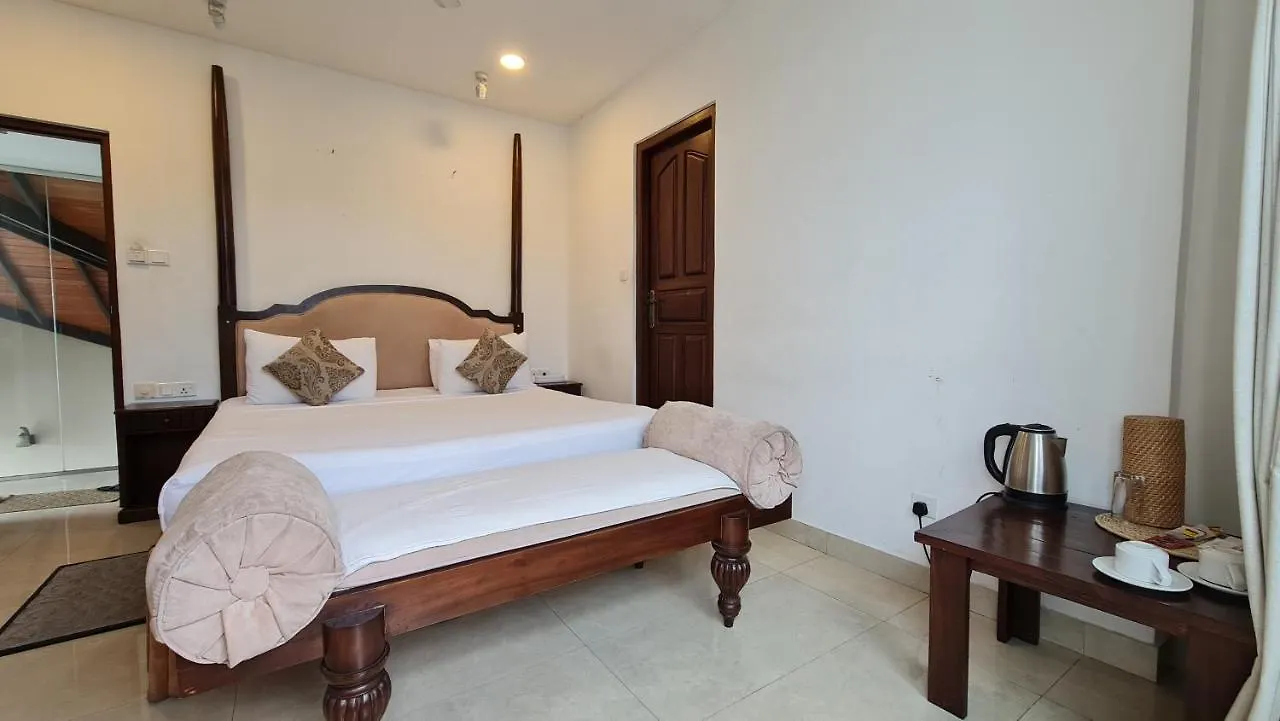 Quick Stop Inn Kandy Hotel