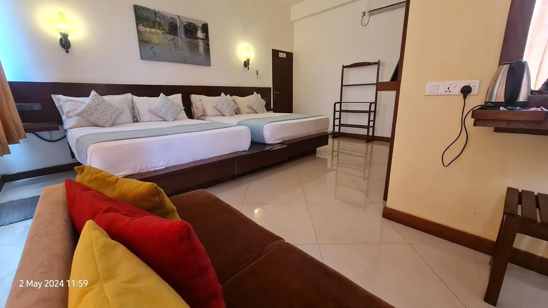 Quick Stop Inn Kandy Hotel